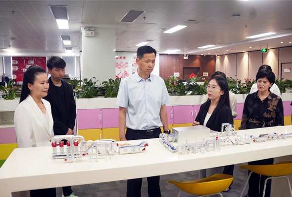 杰爾古格 杰爾古格